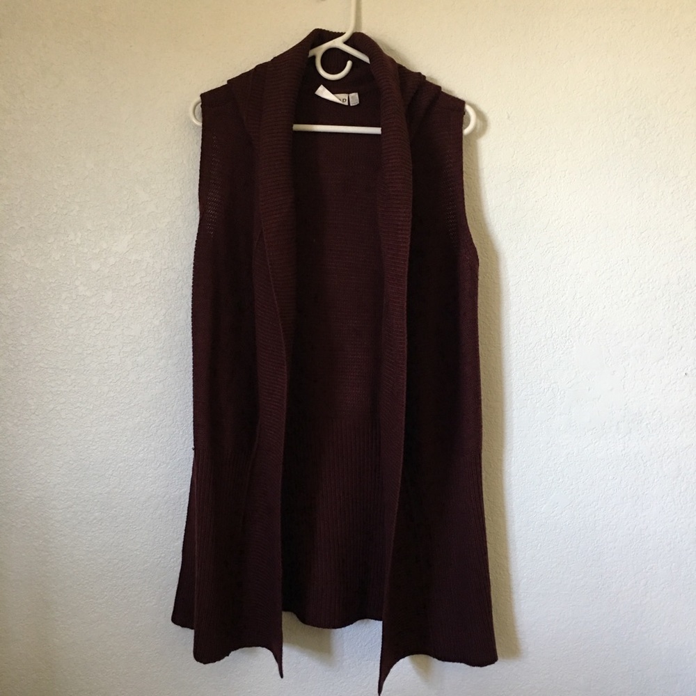 Burgundy Retrod Hooded Vest